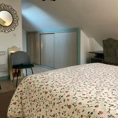 Chambre Double Avec Salle De Bain Privative Auxerre Exterior photo